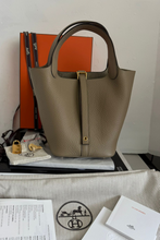 Load image into Gallery viewer, Beige Marfa GHW Picotin 18 Taurillon Clemence Leather Bag by Hermès
