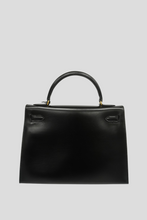 Load image into Gallery viewer, Black GHW Kelly Sellier 32 Box Calf Bag by Hermès
