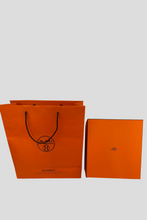 Load image into Gallery viewer, Gold GHW Kelly Sellier 28 Epsom Leather Bag by Hermès
