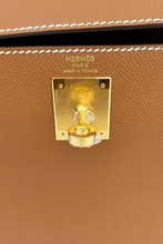 Load image into Gallery viewer, Gold GHW Kelly Sellier 28 Epsom Leather Bag by Hermès
