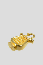 Load image into Gallery viewer, Gold Année de la Musique 1996 Lyre Cadena Padlock Charm by Hermès
