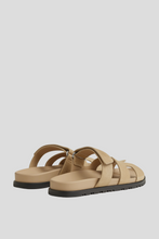 Load image into Gallery viewer, Beige Lin Chypre Sandal Size 42 by Hermès
