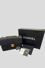 Load image into Gallery viewer, Black GHW Calfskin Vintage Classic Maxi Single Flap Bag by Chanel
