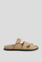 Load image into Gallery viewer, Beige Lin Chypre Sandal Size 42 by Hermès
