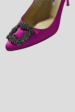 Load image into Gallery viewer, Dark Hangisi 105 Fuchsia Satin Jewel Buckle Pumps Size 34 / UK 1 by Manolo Blahnik
