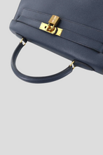 Load image into Gallery viewer, Blue Marine GHW Kelly Sellier 32 Courchevel Bag by Hermès
