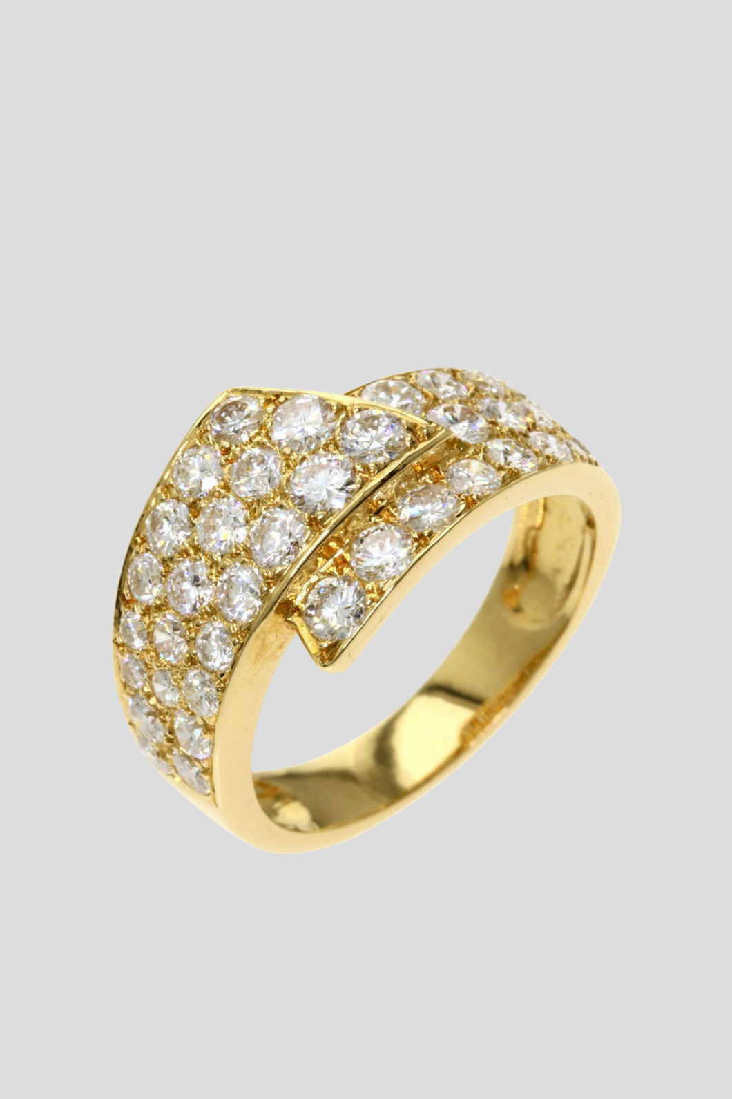 Diamond 18K Yellow Gold Cocktail Ring by Van Cleef & Arpels