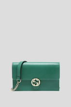 Load image into Gallery viewer, Green Interlocking GG Wallet On Chain by Gucci
