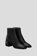 Load image into Gallery viewer, Black Carlie Ankle Boot Size 38 / UK 5 by Hermès
