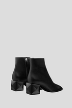 Load image into Gallery viewer, Black Carlie Ankle Boot Size 38 / UK 5 by Hermès
