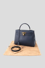 Load image into Gallery viewer, Blue Marine GHW Kelly Sellier 32 Courchevel Bag by Hermès
