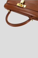 Load image into Gallery viewer, Fauve GHW Kelly Sellier 32 Box Calf Bag by Hermès
