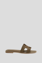 Load image into Gallery viewer, Étoupe Oran Sandal Size 37.5 / UK 4.5 by Hermès
