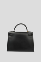 Load image into Gallery viewer, Black GHW Kelly Sellier 32 Box Calf Bag by Hermès
