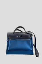 Load image into Gallery viewer, Bi-Color Herbag Zip 31 Bag by Hermès
