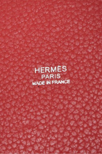 Load image into Gallery viewer, Bougainvillea PHW Picotin 22 Taurillon Clemence Leather Bag by Hermès
