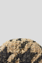 Load image into Gallery viewer, Beige Houndstooth Tweed 19 Round Clutch With Purse by Chanel
