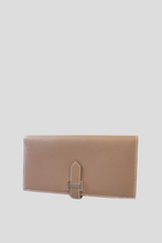 Load image into Gallery viewer, Etoupe Bearn Wallet Epsom Leather by Hermès
