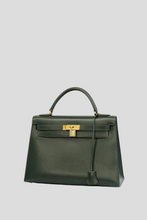 Load image into Gallery viewer, Green GHW Kelly Sellier 32 Box Calf Bag by Hermès
